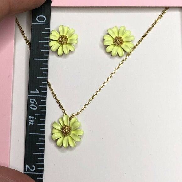 Kate Spade Flower Earrings & Pendant Necklace - Picture 4 of 6